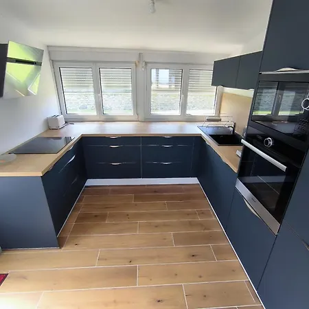 Dom wakacyjny Maison Atypique Face A La Mer, Les Pieds Dans L'eau