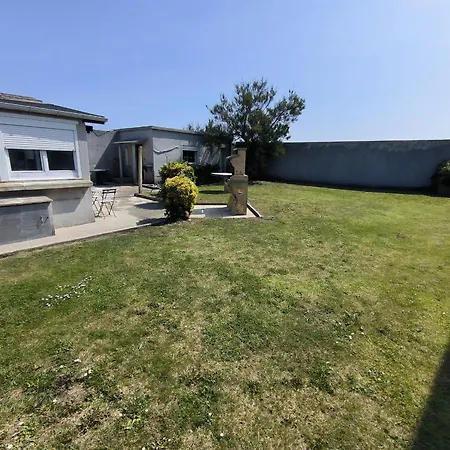 Σπίτι διακοπών Maison Atypique Face A La Mer, Les Pieds Dans L'eau *