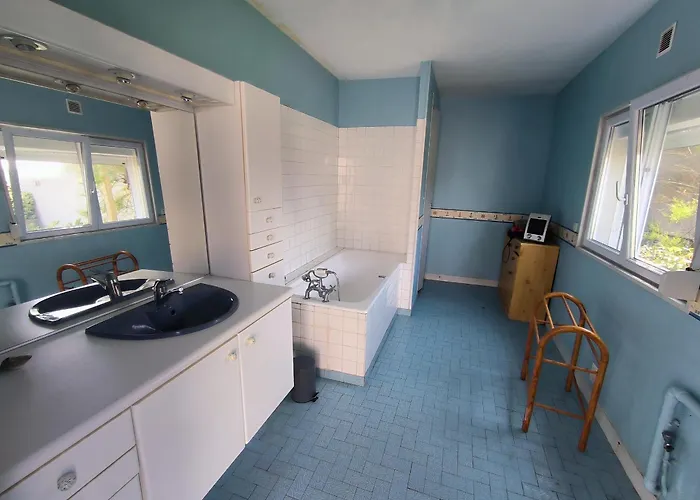 Maison Atypique Face A La Mer, Les Pieds Dans L'eau Tatil Evi