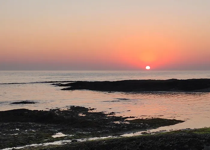 Tatil Evi Maison Atypique Face A La Mer, Les Pieds Dans L'eau