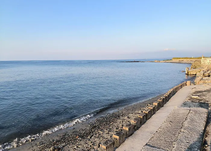 Tatil Evi Maison Atypique Face A La Mer, Les Pieds Dans L'eau